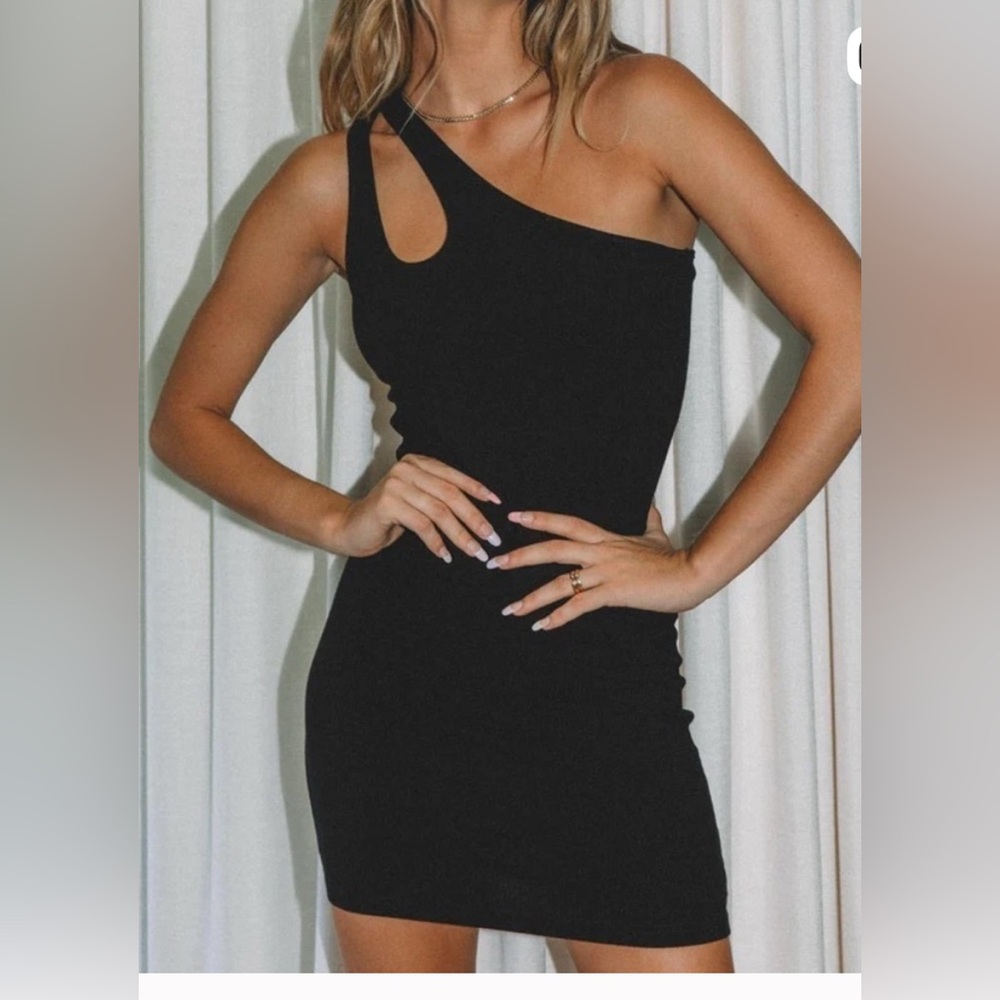 NWT Princess Polly Tiller Mini ribbed black Dress size 4